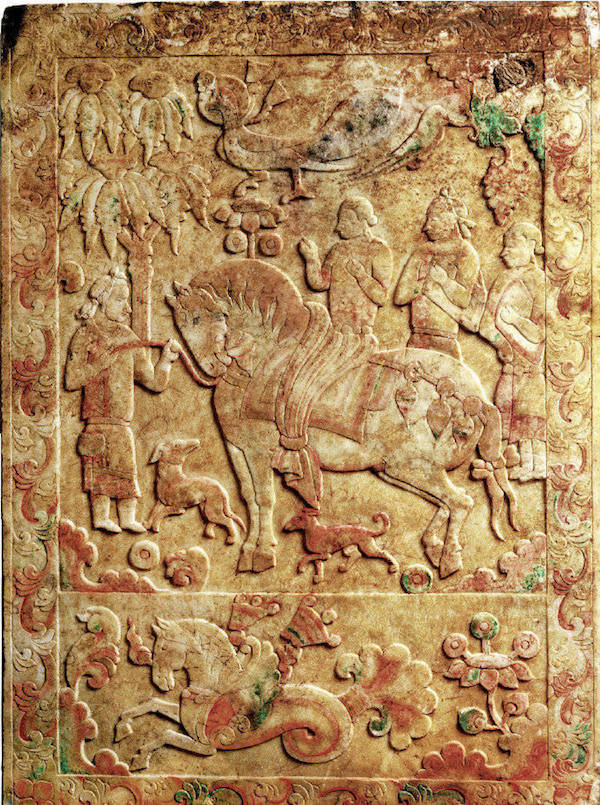 太原隋代虞弘墓，七块石椁均出现长喙细腿的细犬，暗示着丧葬主题